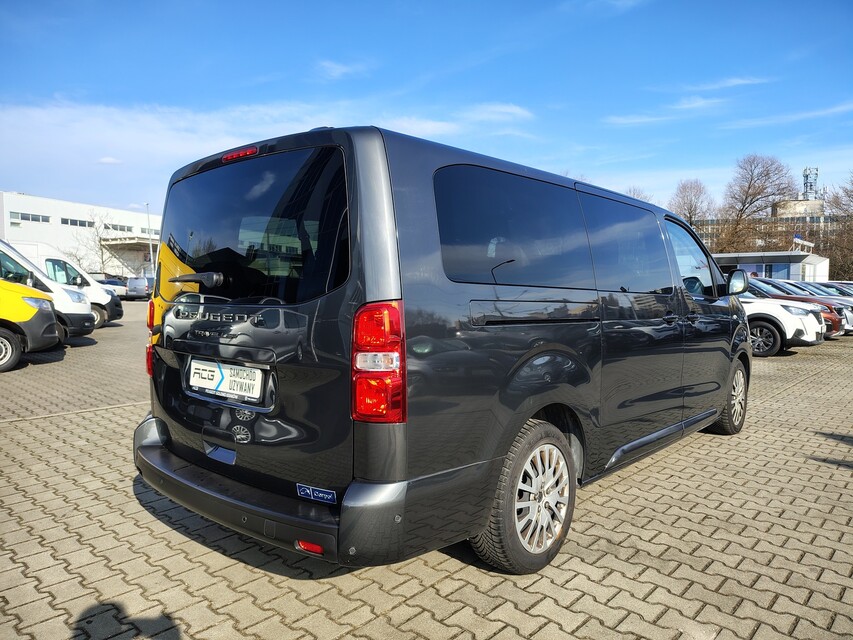 Peugeot Traveller