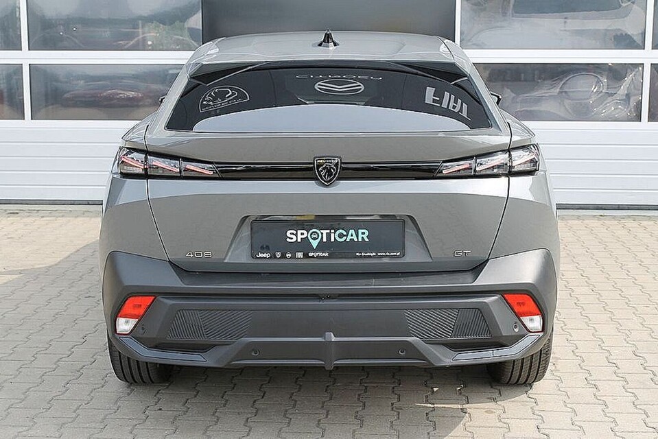 Peugeot 408