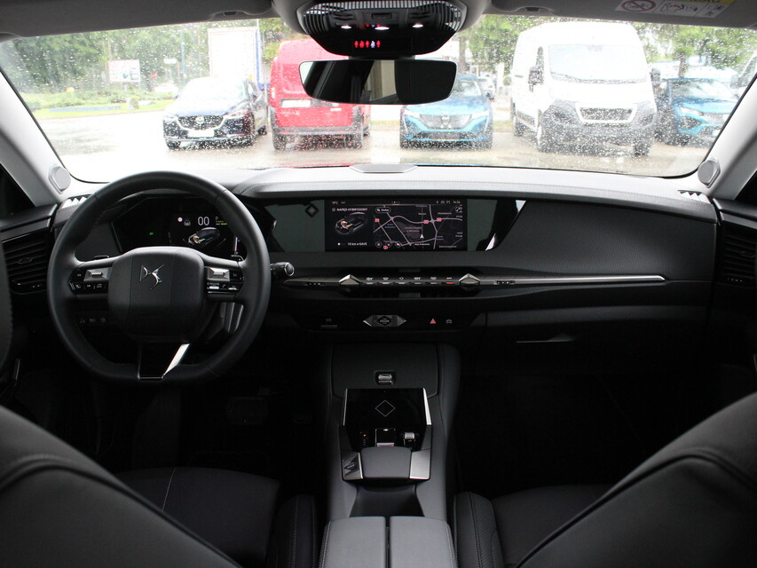DS Automobiles DS 4