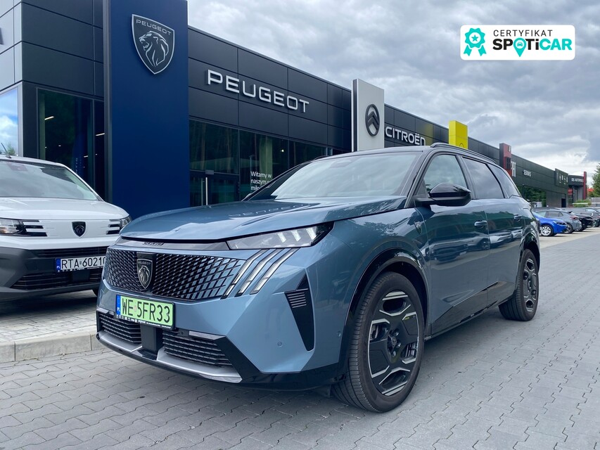 Peugeot E-5008