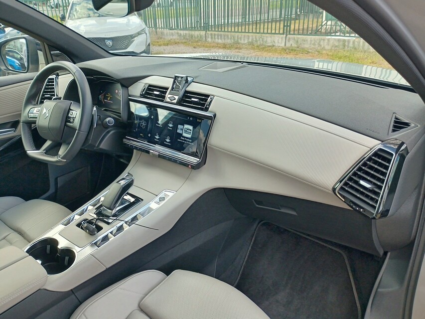 DS Automobiles DS 7 Crossback
