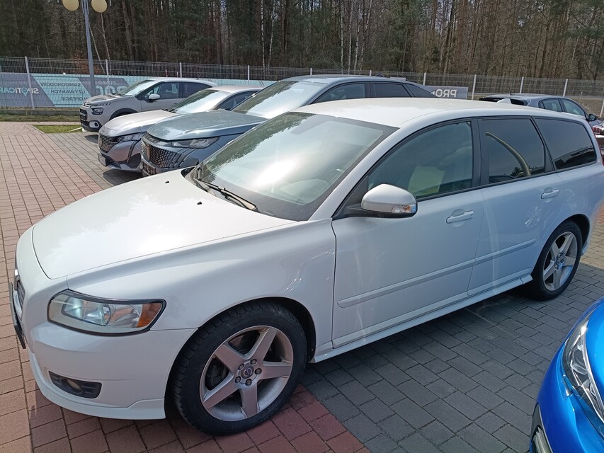 Volvo V50