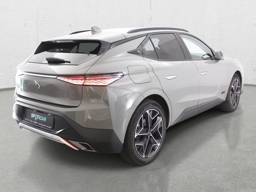 DS Automobiles DS 4