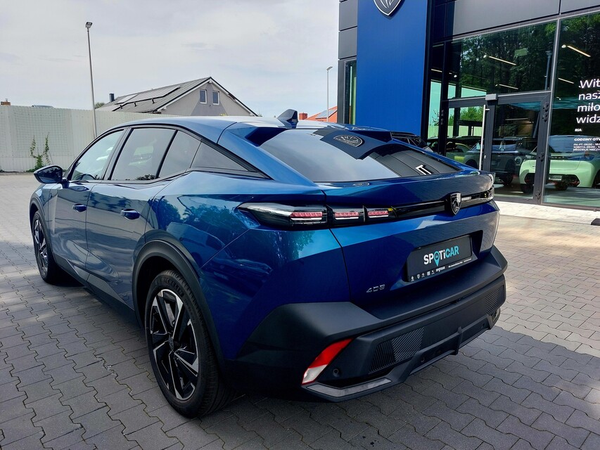 Peugeot 408