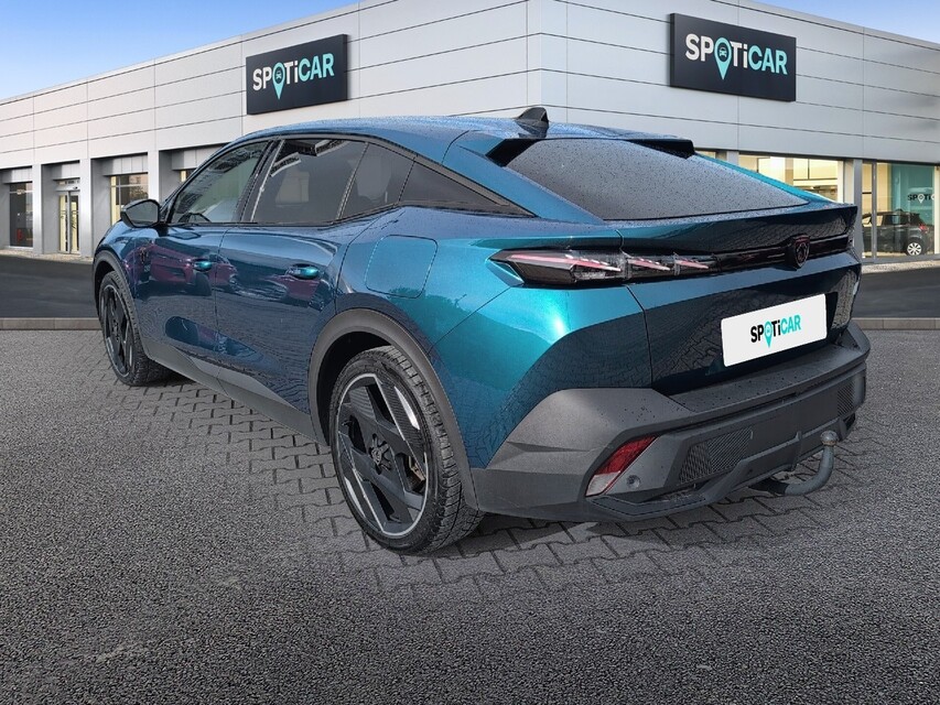 Peugeot 408