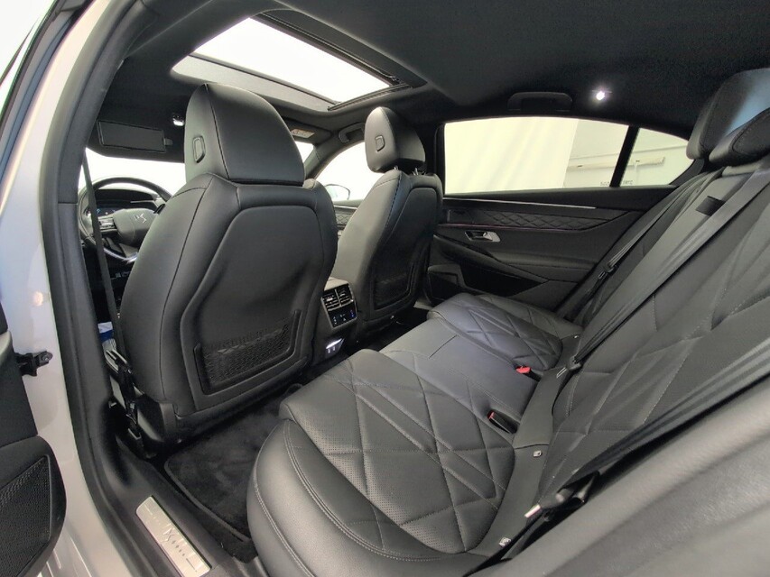 DS Automobiles DS 9