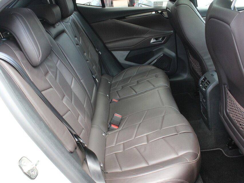 DS Automobiles DS 4