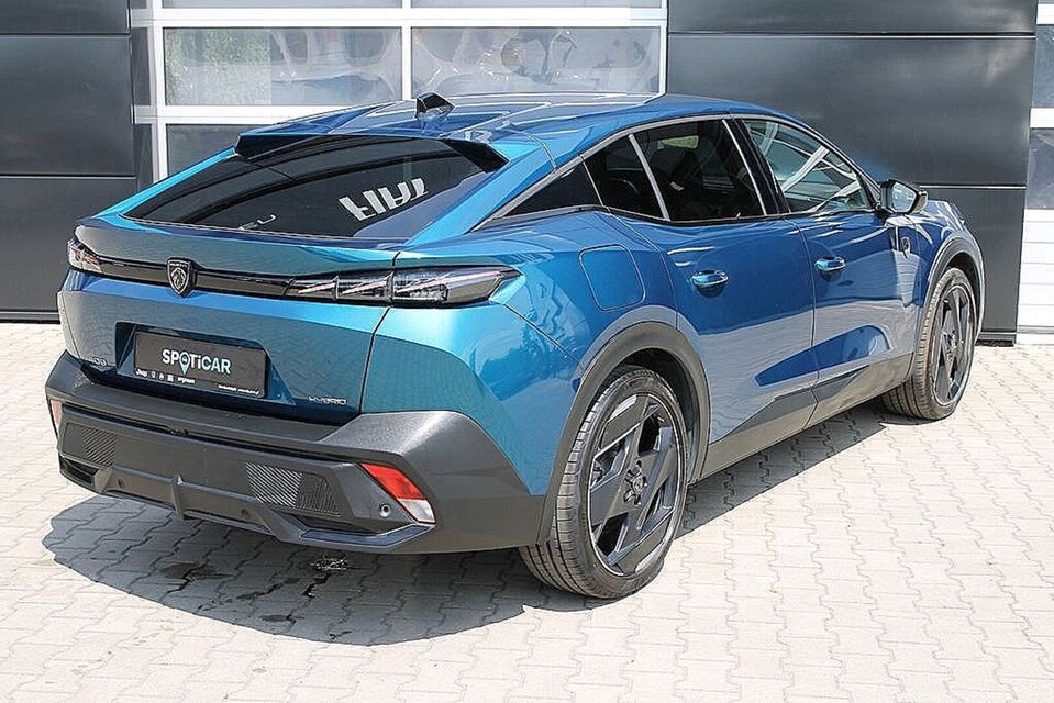 Peugeot 408