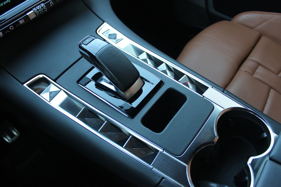 DS Automobiles DS 7 Crossback