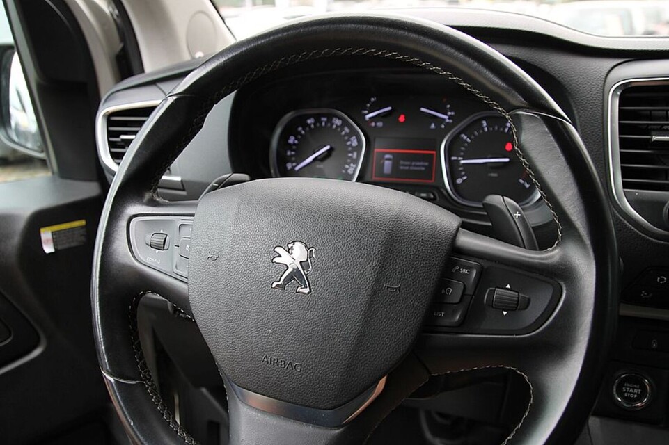 Peugeot Traveller