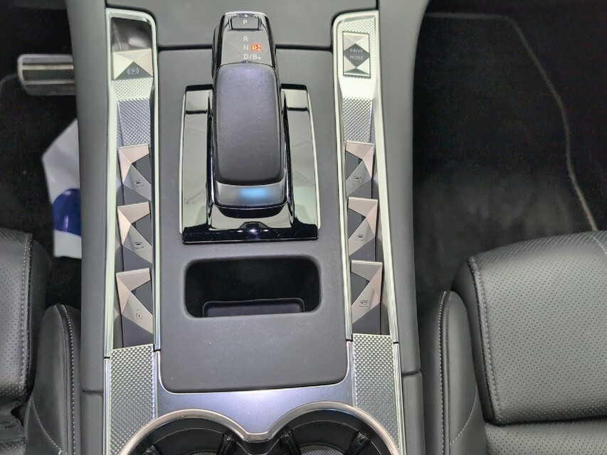 DS Automobiles DS 7 Crossback
