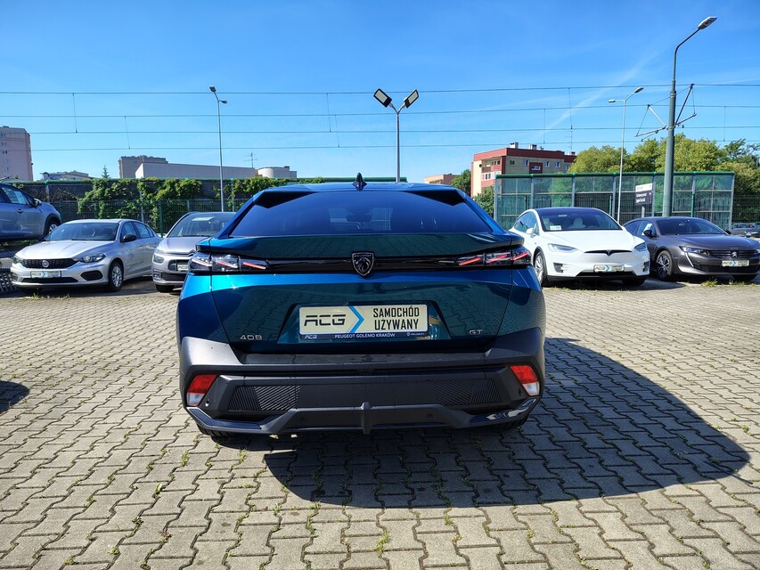 Peugeot 408