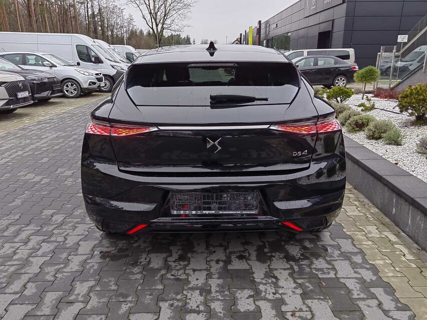DS Automobiles DS 4