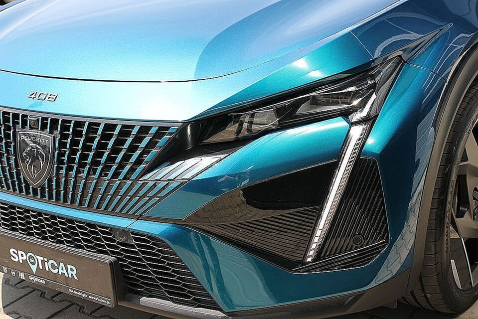 Peugeot 408