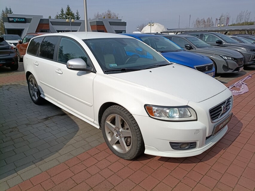 Volvo V50