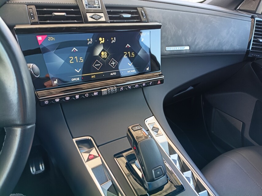 DS Automobiles DS 7 Crossback