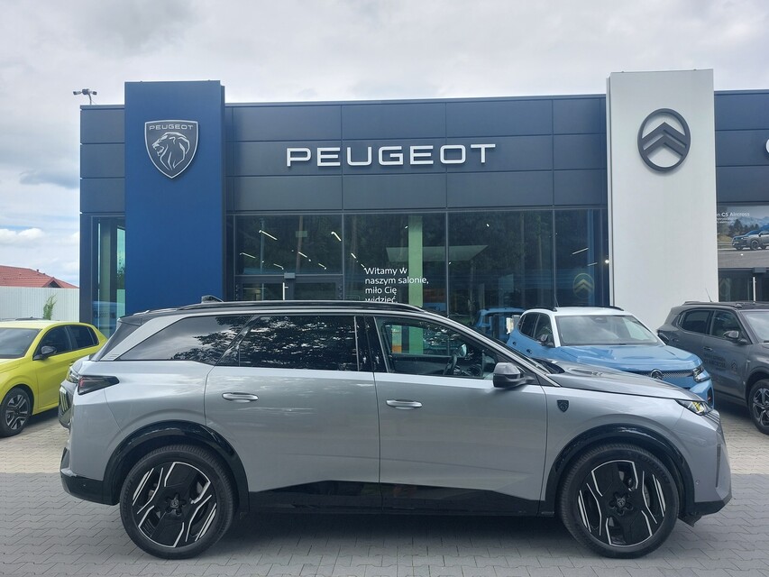 Peugeot E-5008
