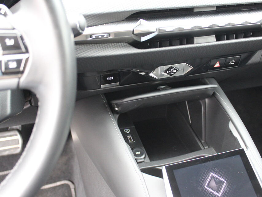 DS Automobiles DS 4