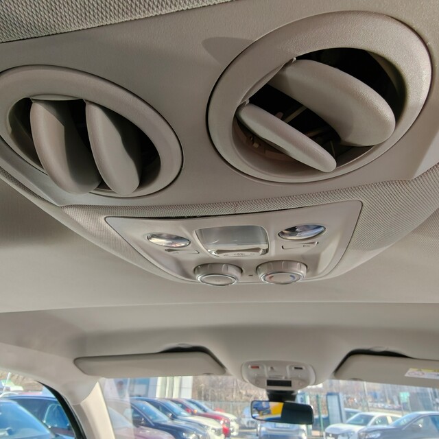 Peugeot Traveller