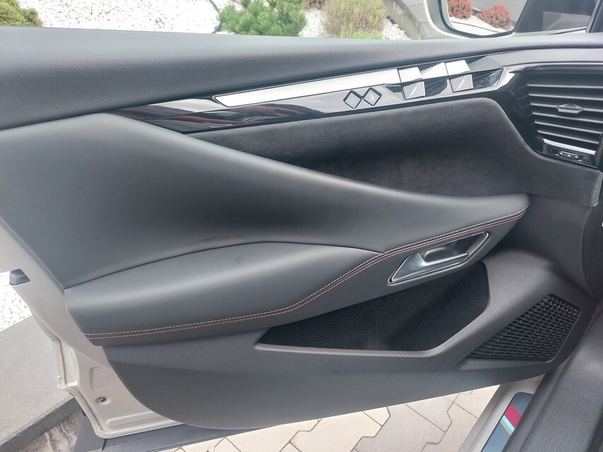 DS Automobiles DS 4