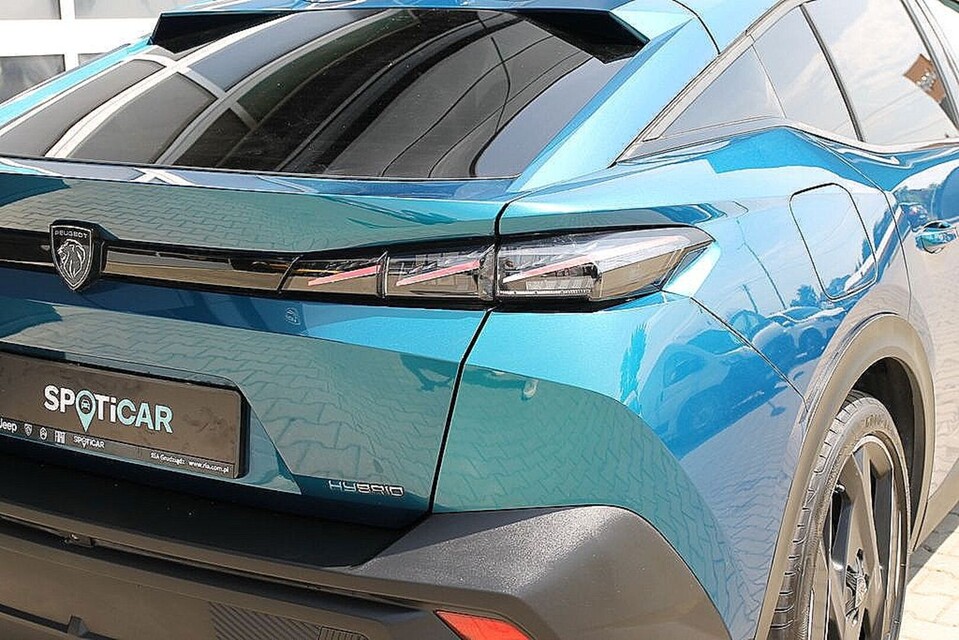 Peugeot 408