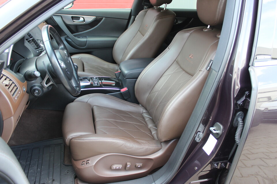 Infiniti FX