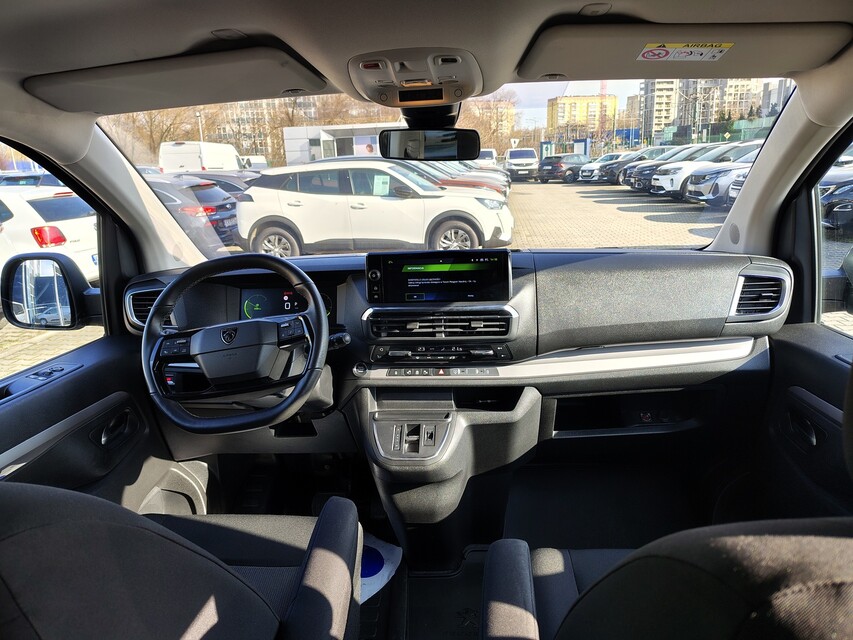 Peugeot Traveller
