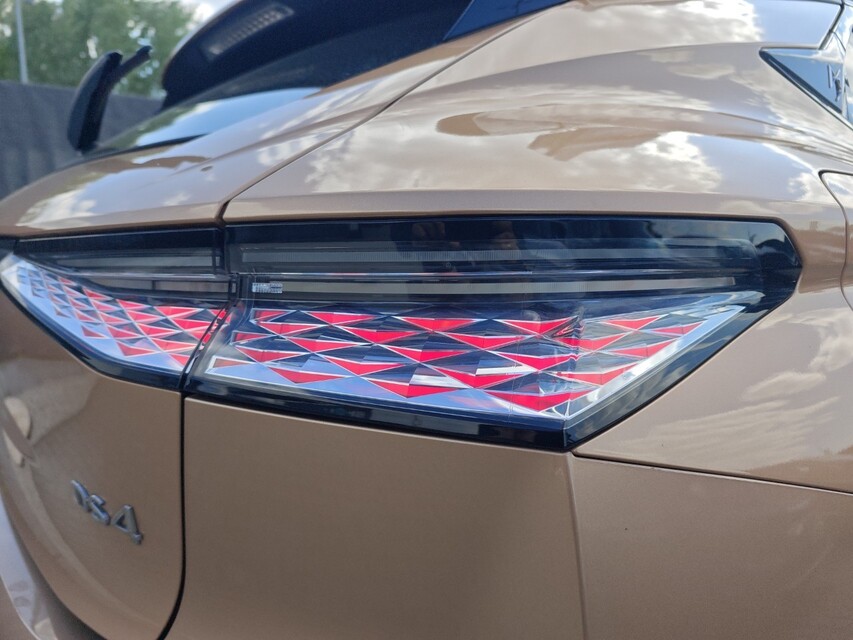 DS Automobiles DS 4