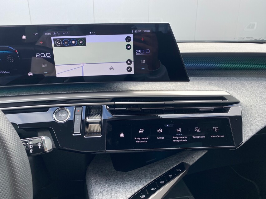 Peugeot E-5008