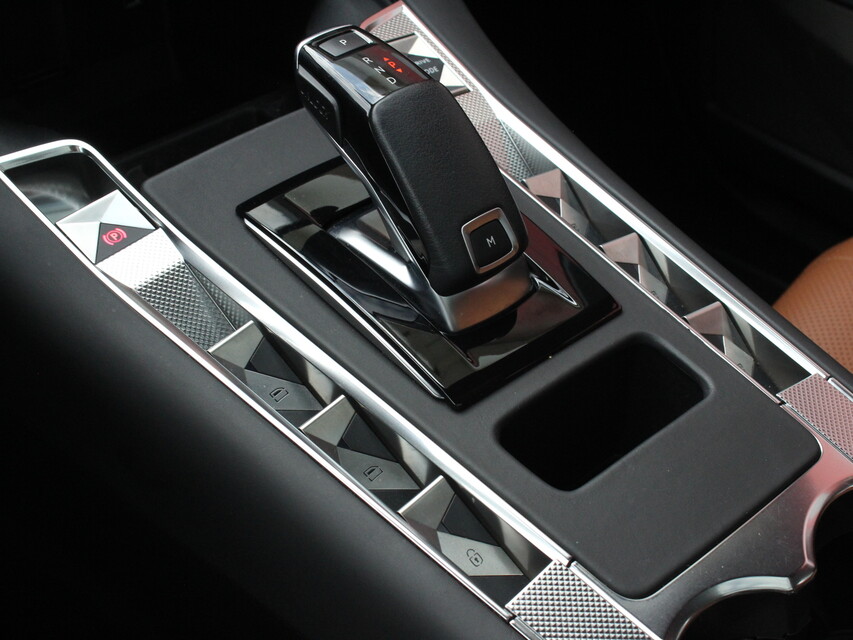 DS Automobiles DS 7 Crossback