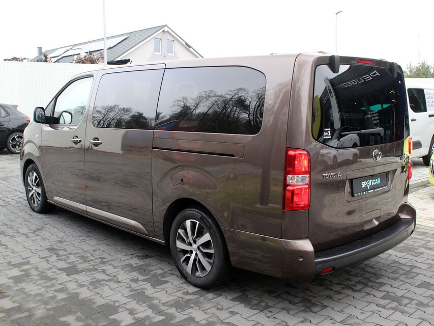 Toyota Proace Verso