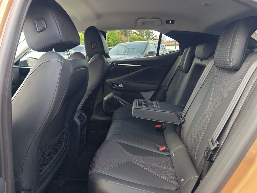 DS Automobiles DS 4