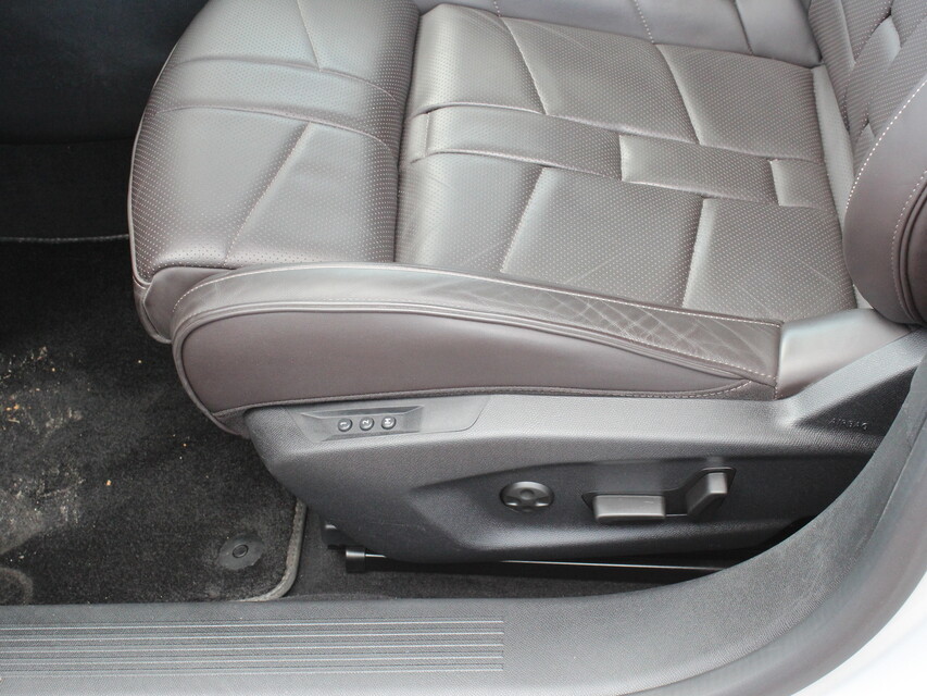 DS Automobiles DS 4