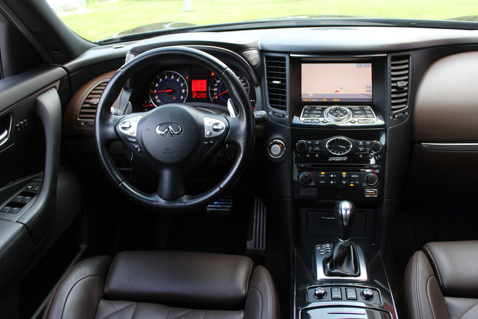 Infiniti FX