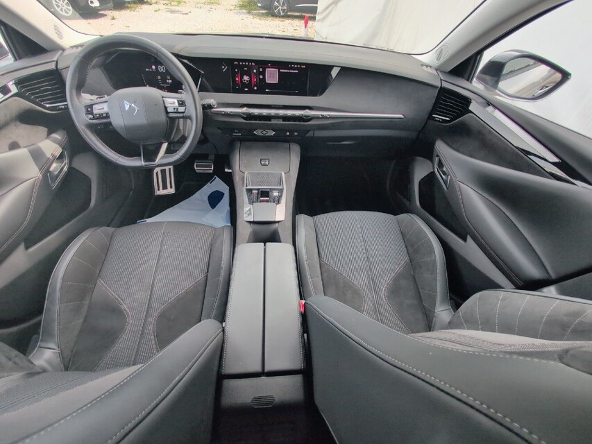 DS Automobiles DS 4