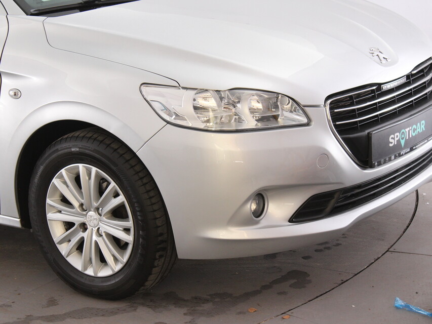 Peugeot 301