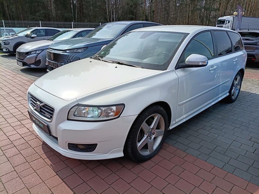 Volvo V50