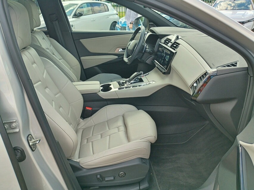 DS Automobiles DS 7 Crossback