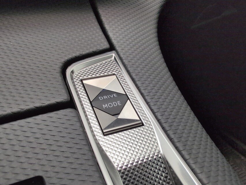 DS Automobiles DS 7 Crossback