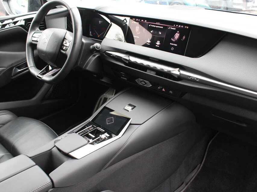 DS Automobiles DS 4