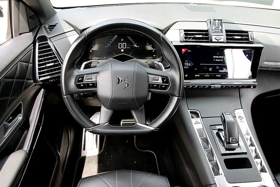 DS Automobiles DS 7 Crossback