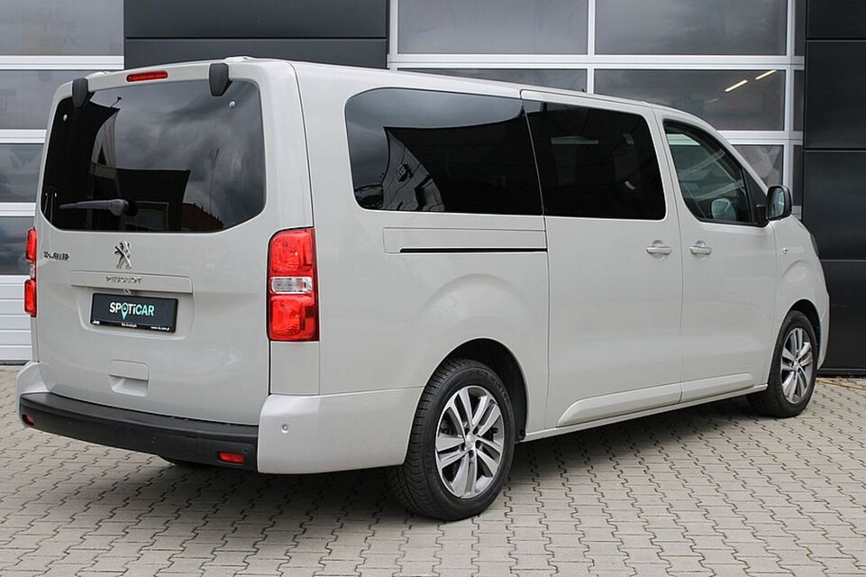 Peugeot Traveller