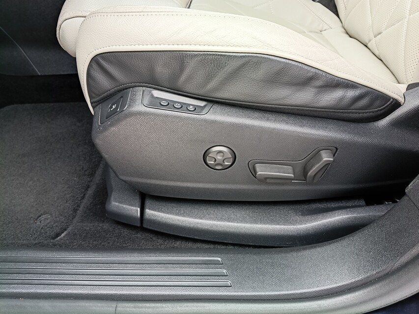 DS Automobiles DS 7 Crossback