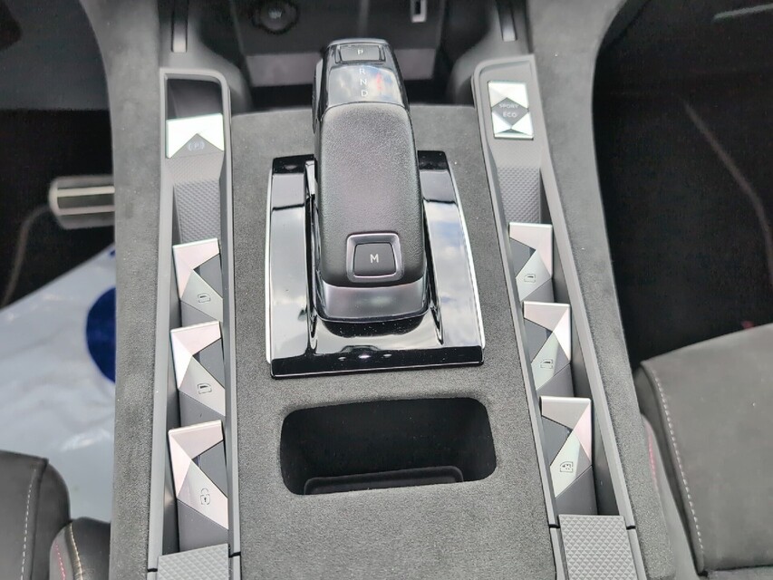 DS Automobiles DS 7 Crossback