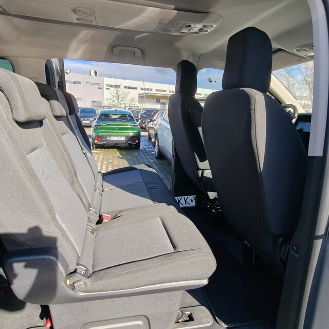 Peugeot Traveller