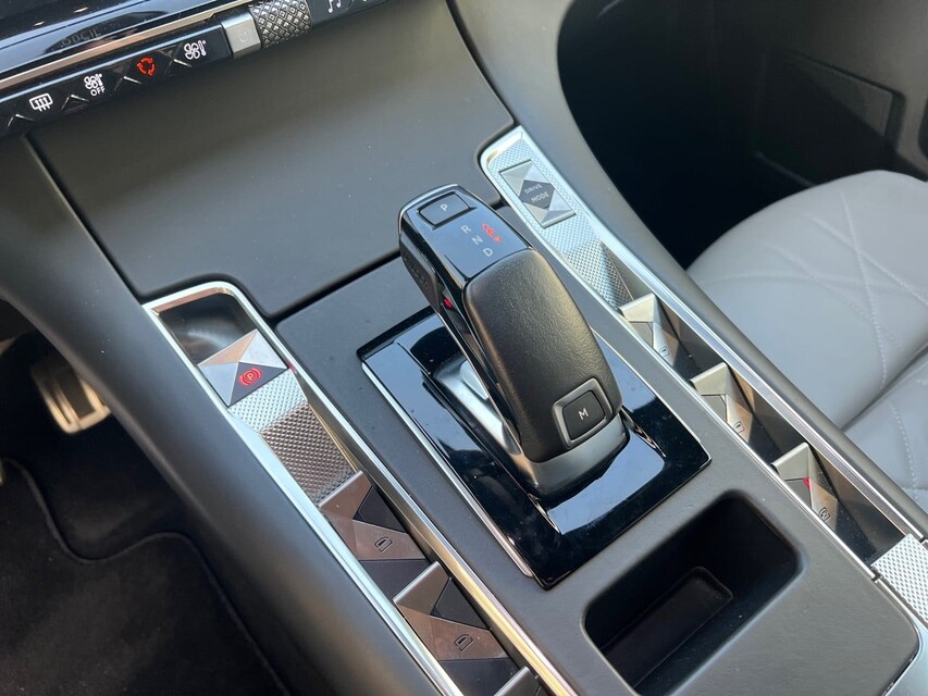 DS Automobiles DS 7 Crossback