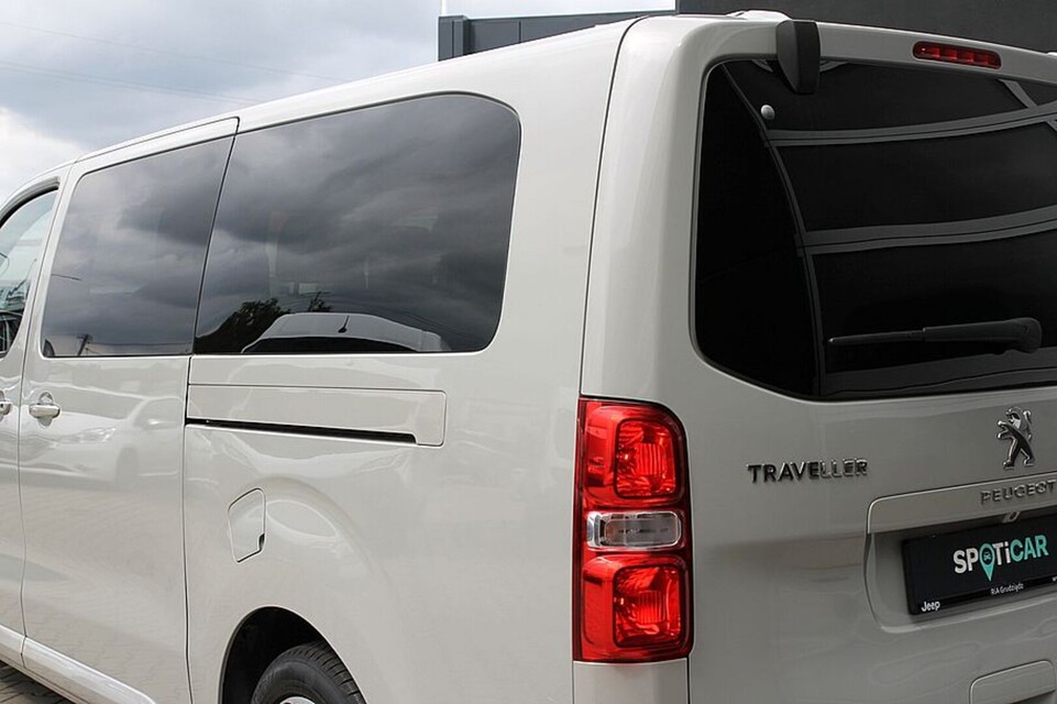 Peugeot Traveller