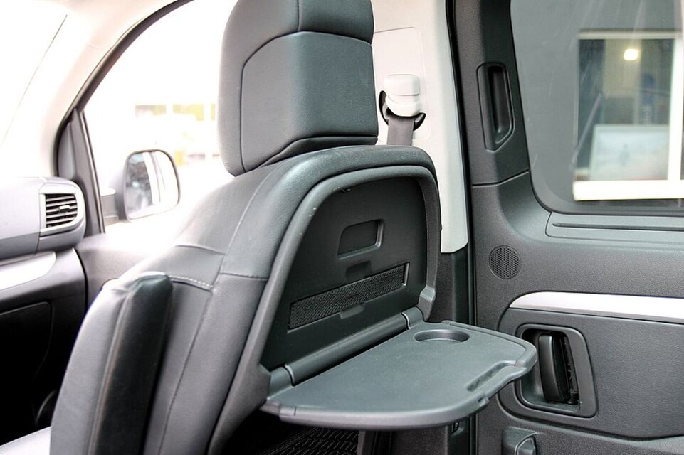 Peugeot Traveller