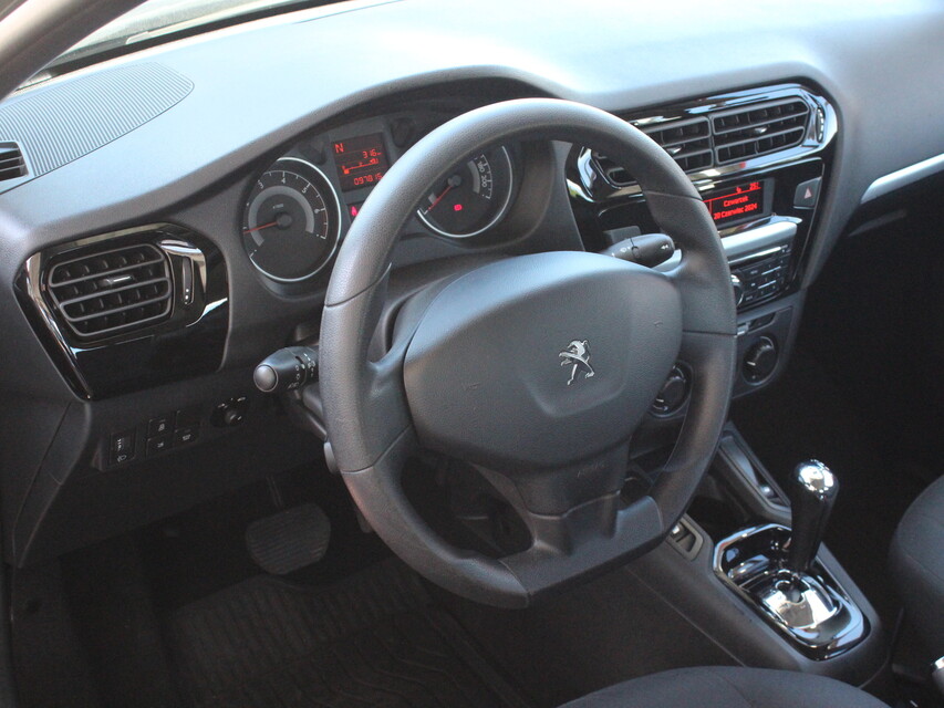 Peugeot 301