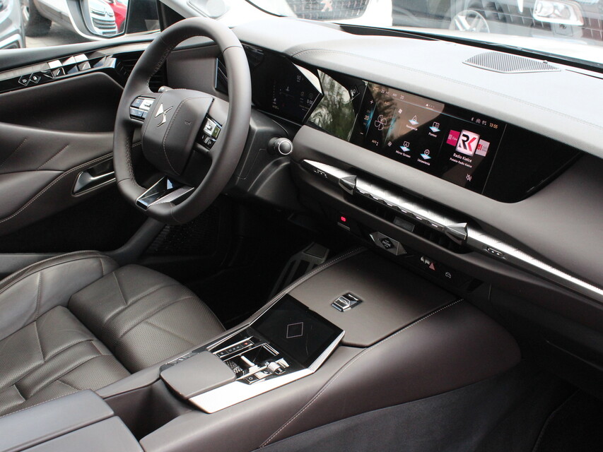 DS Automobiles DS 4